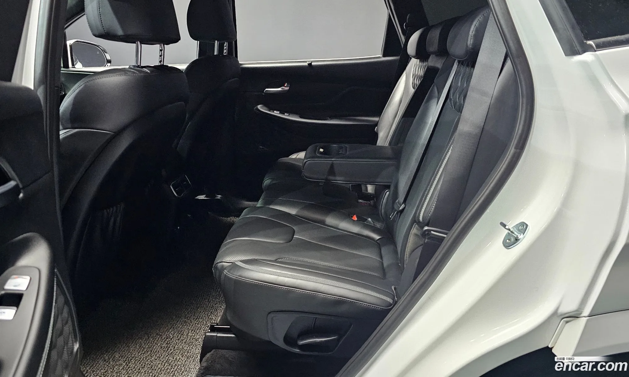 Hyundai Santa Fe 2022 — 19