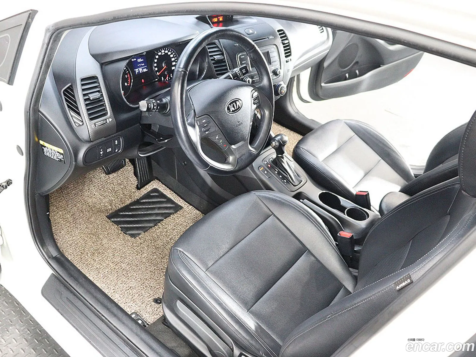 Kia K3 2012 — 6