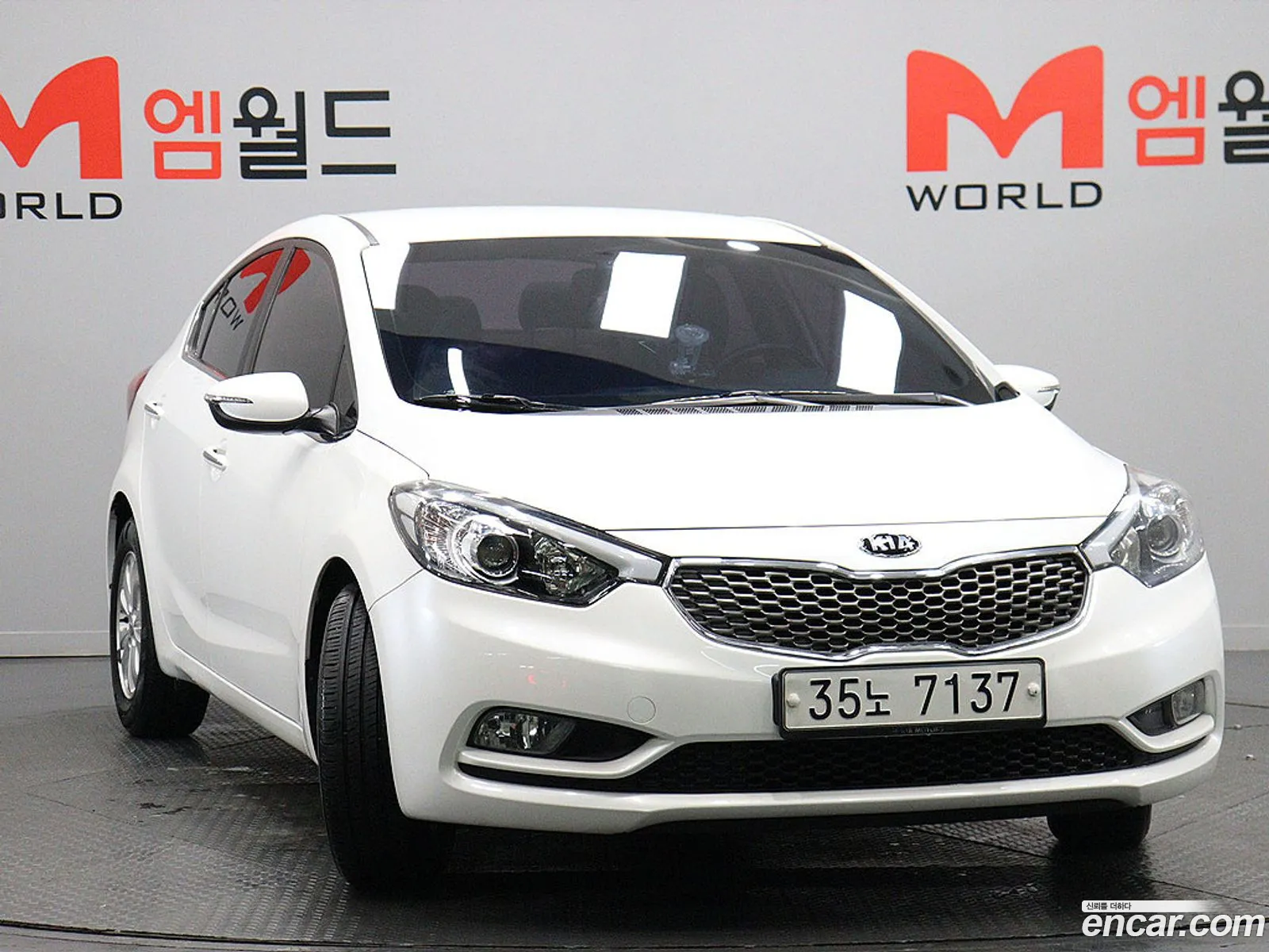 Kia K3 2012 — 20