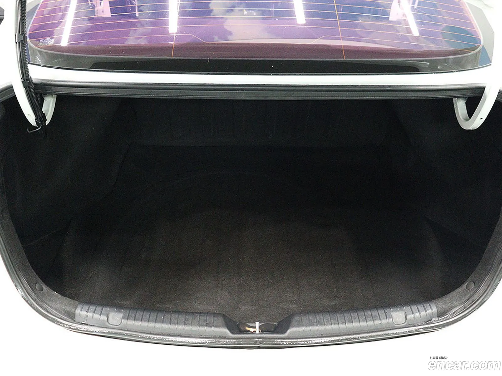 Kia K3 2012 — 13