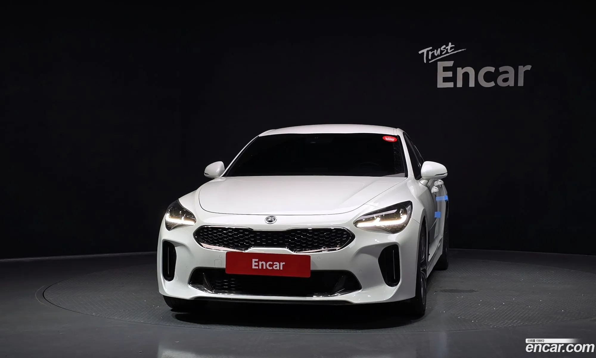 Kia Stinger 2020 — 16