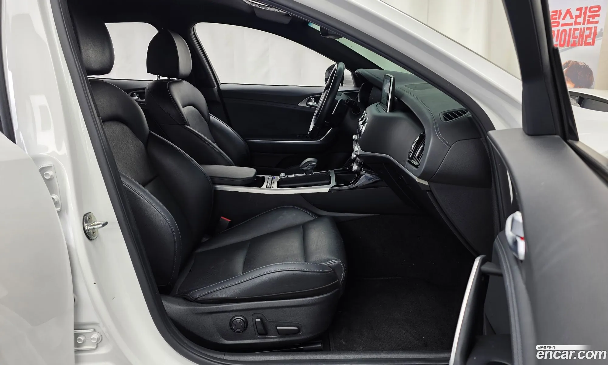Kia Stinger 2020 — 18