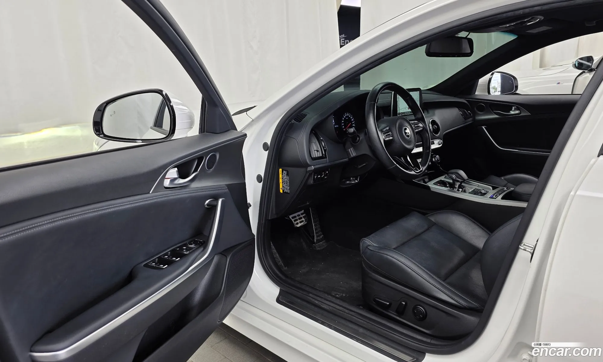 Kia Stinger 2020 — 8