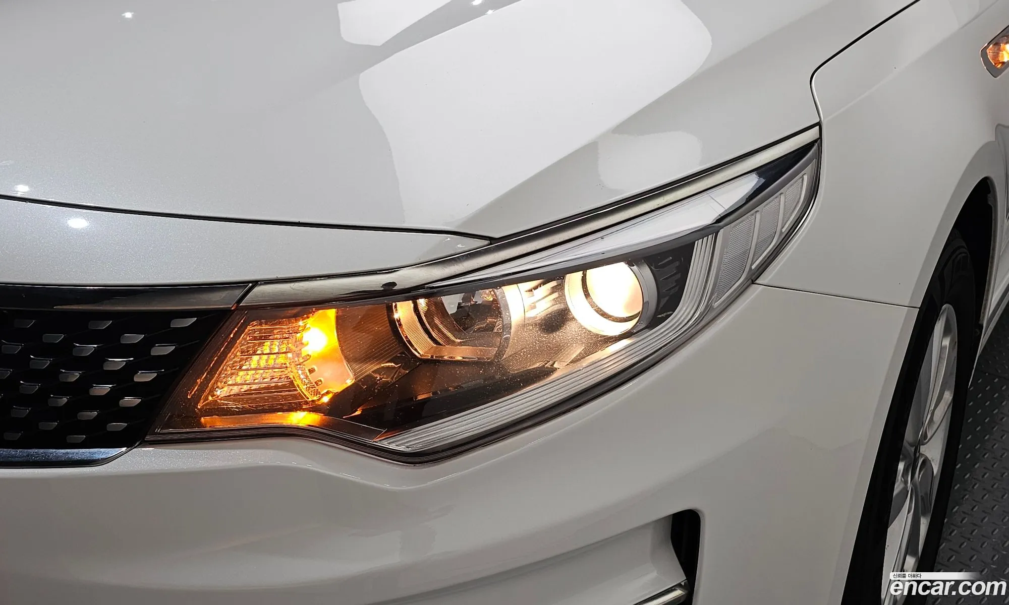 Kia K5 2017 KNAGT416BHA171336 — 15