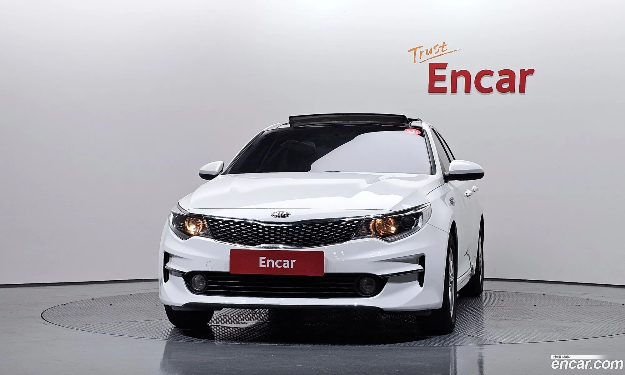 Kia K5 2017 KNAGT416BHA171336 — 25