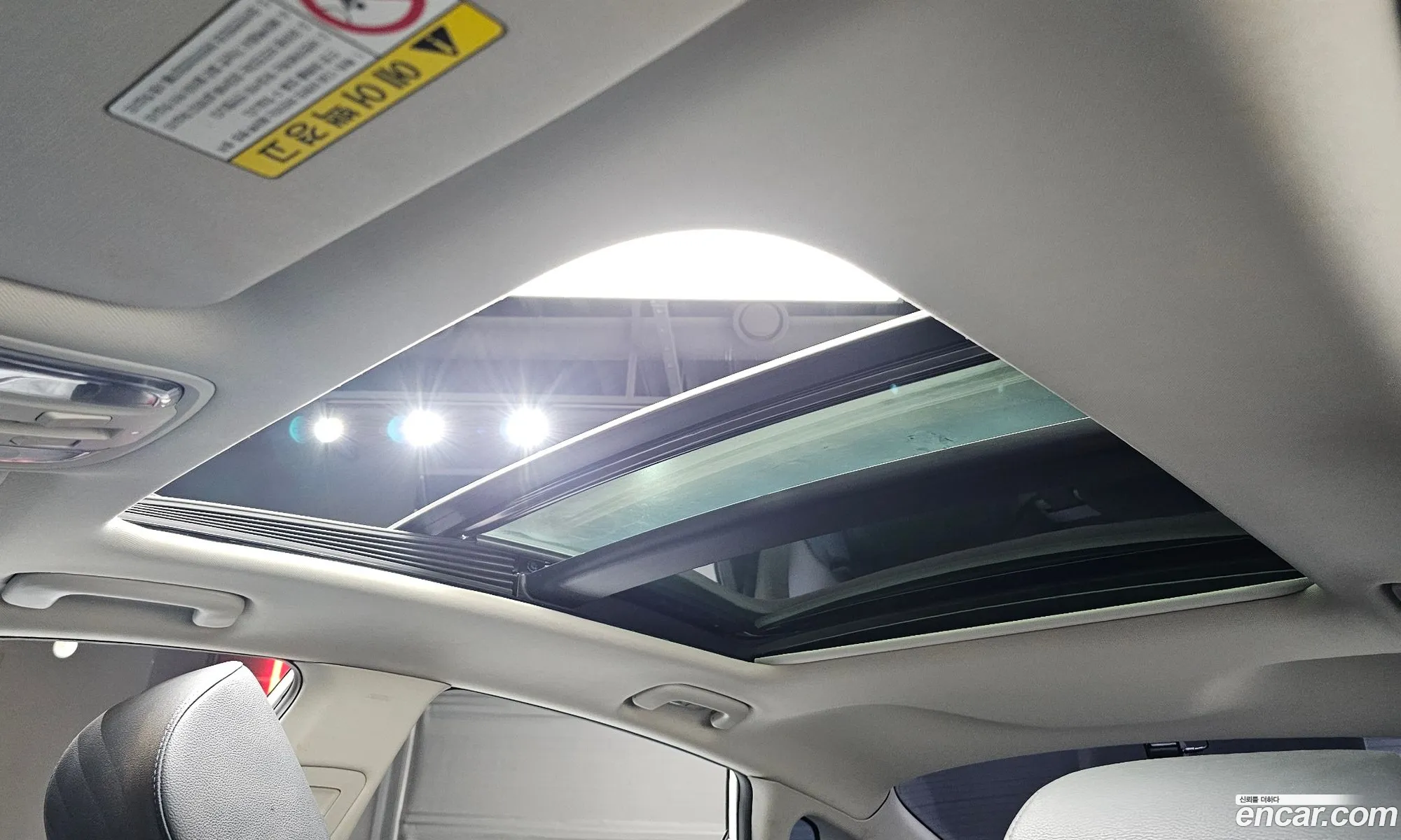 Kia K5 2017 KNAGT416BHA171336 — 11