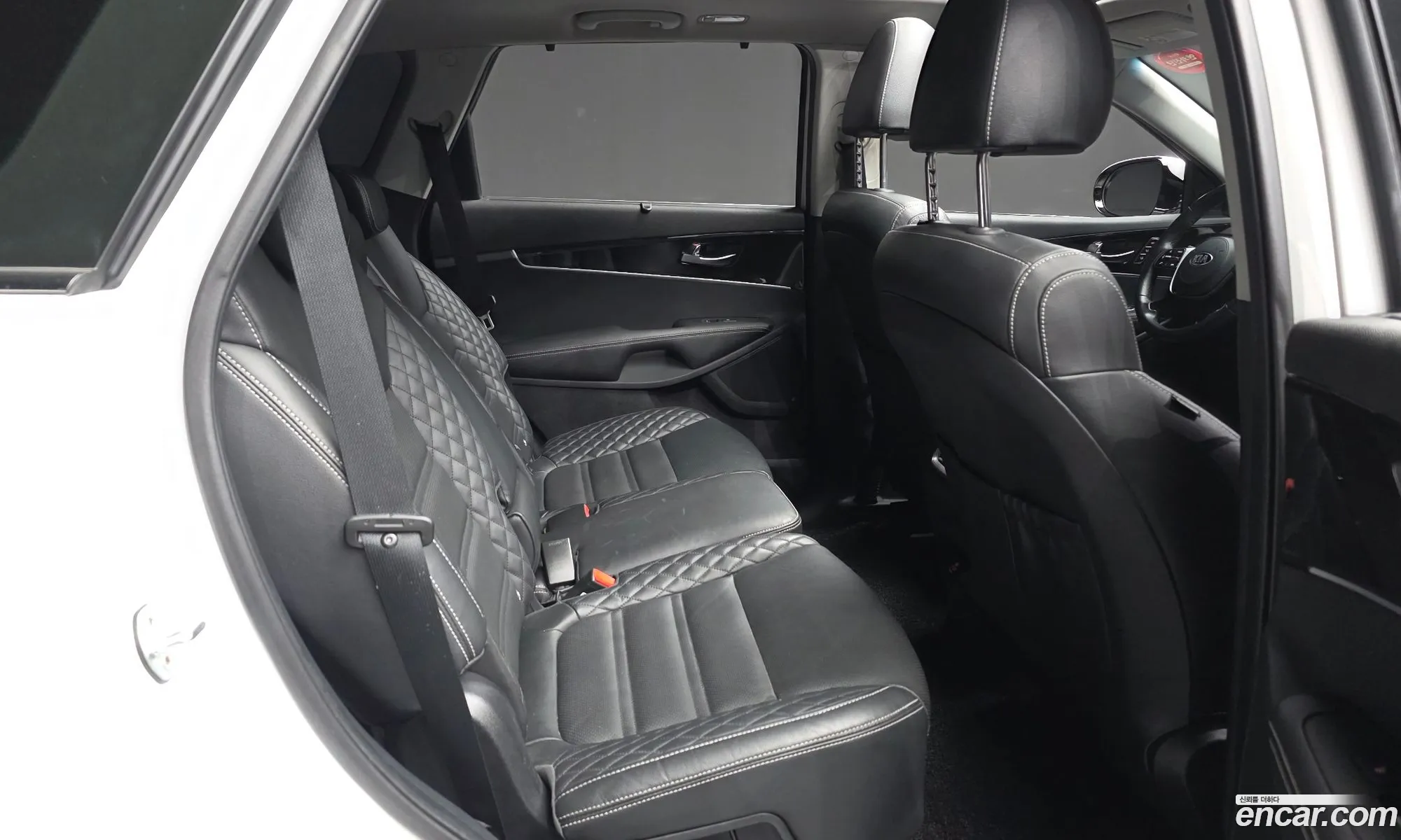 Kia Sorento 2018 KNAPH81BBJA436150 — 6