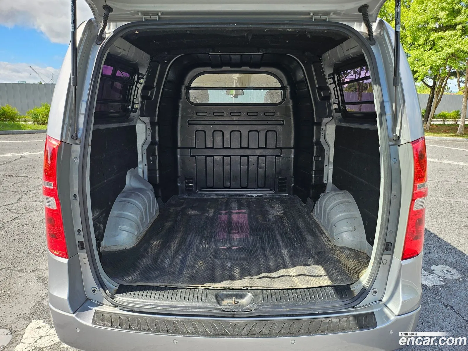 Hyundai Grand Starex 2016 — 2
