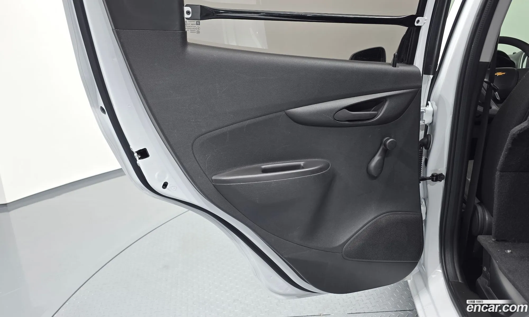 Chevrolet (GM Daewoo) Spark 2018 KLYDC487DKC216227 — 29