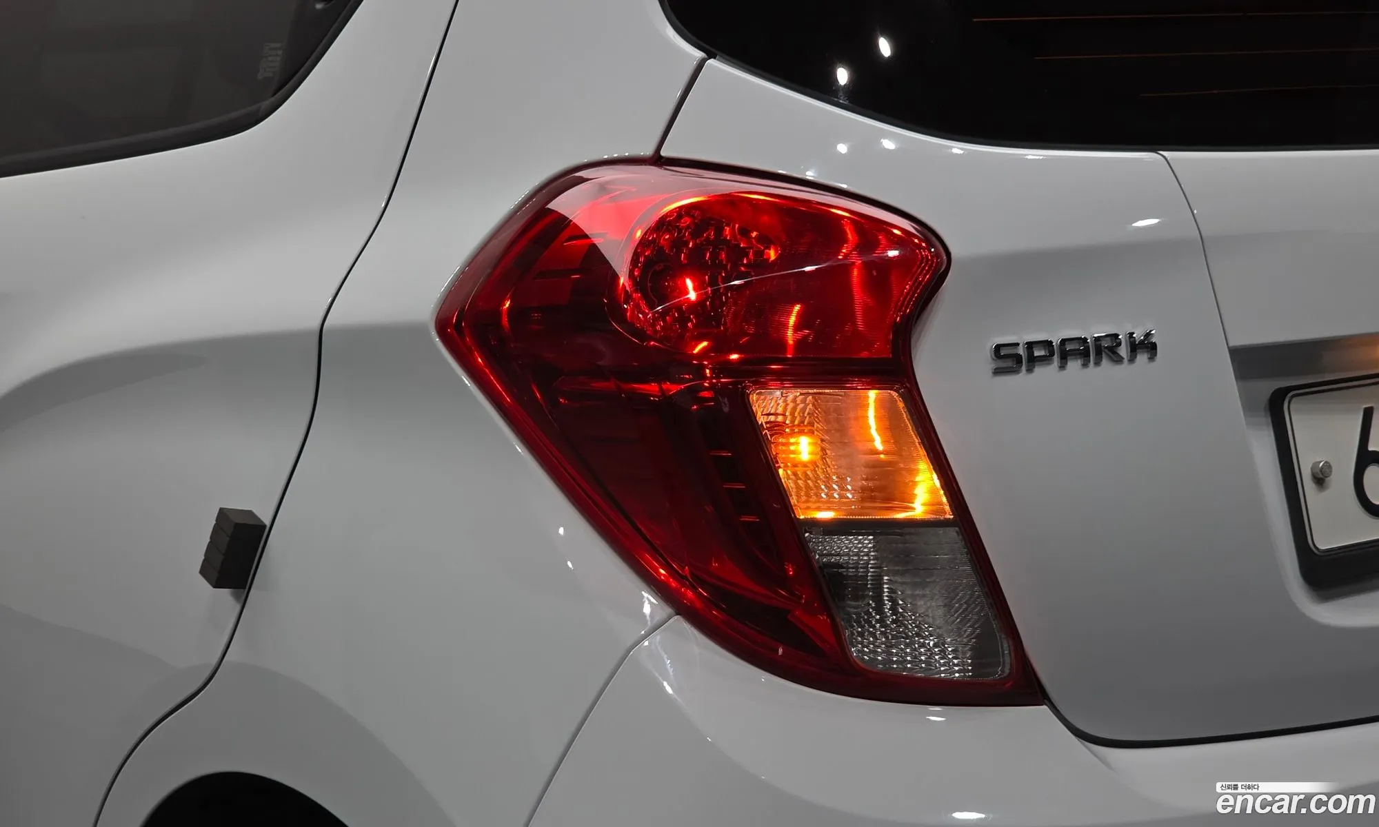 Chevrolet (GM Daewoo) Spark 2018 KLYDC487DKC216227 — 4