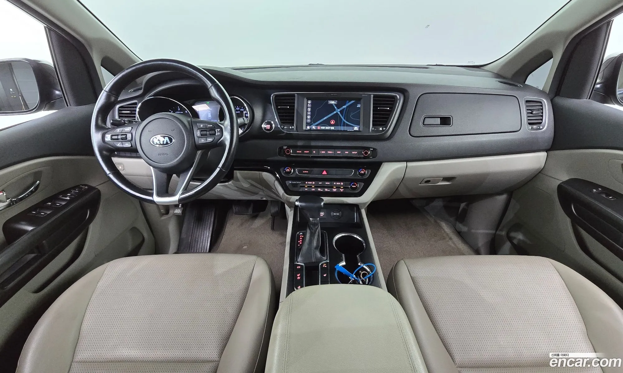 Kia Carnival 2018 KNAMB81ABKS515330 — 26