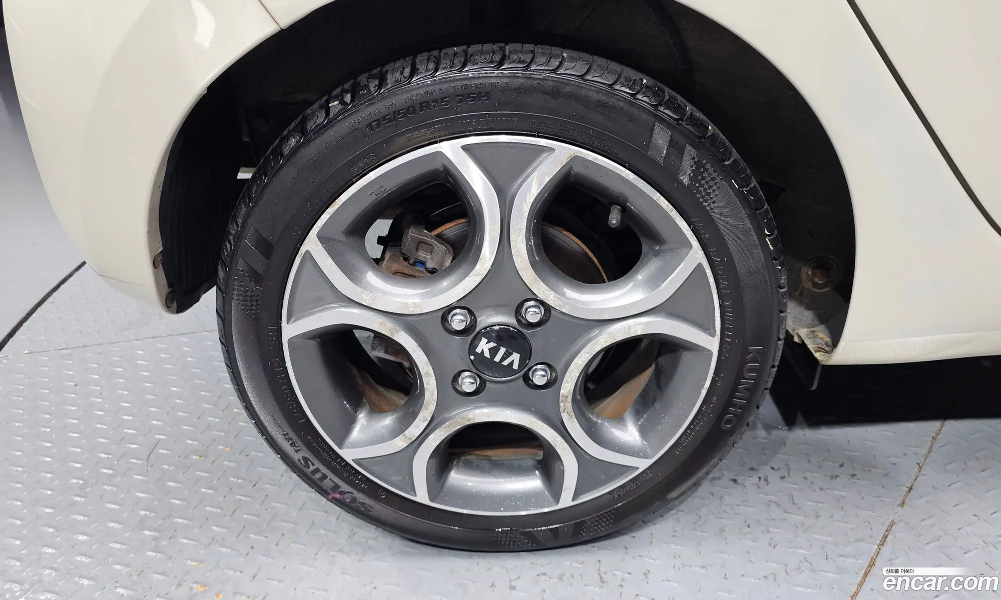 Kia Morning 2014 — 28
