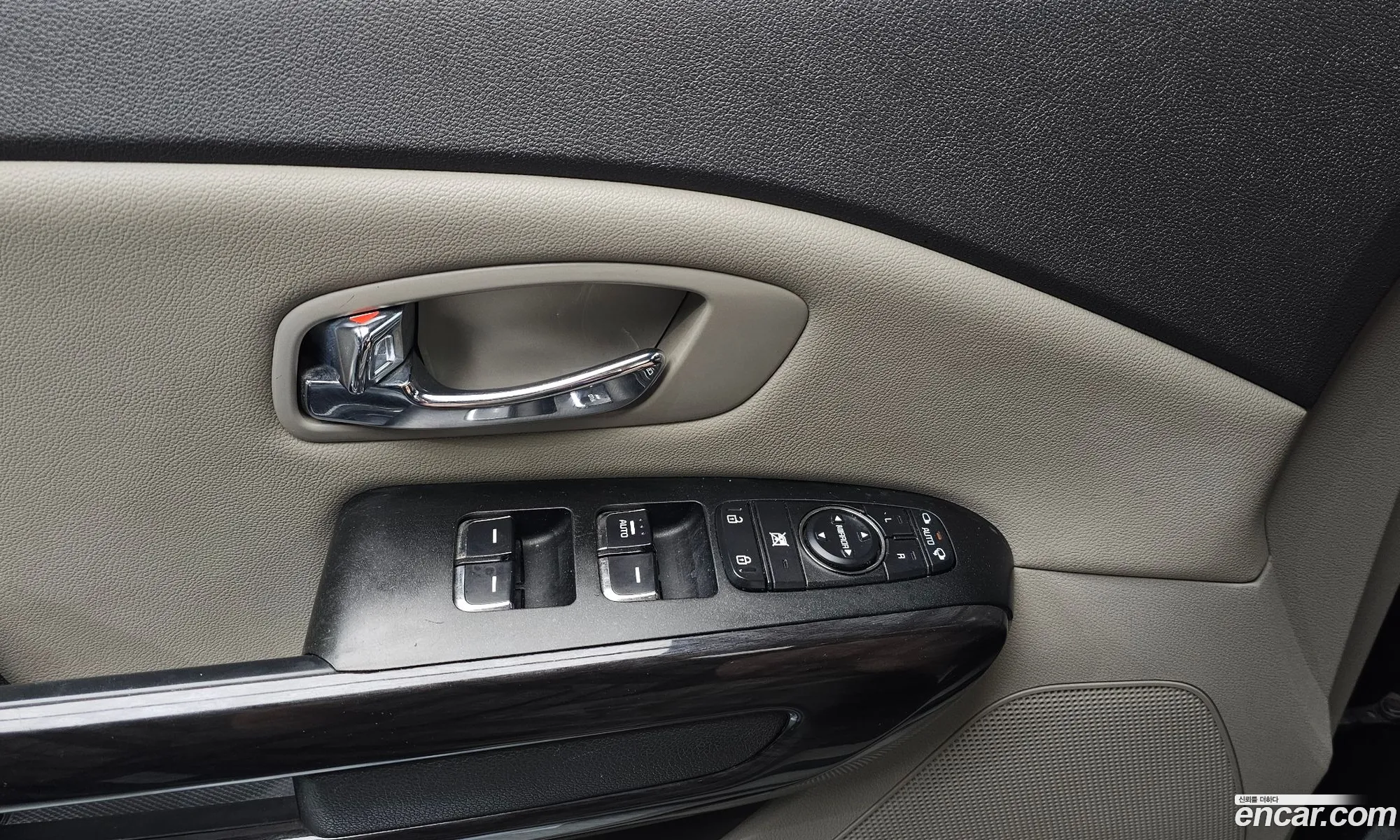 Kia Carnival 2016 KNAMB81ABHS286390 — 18