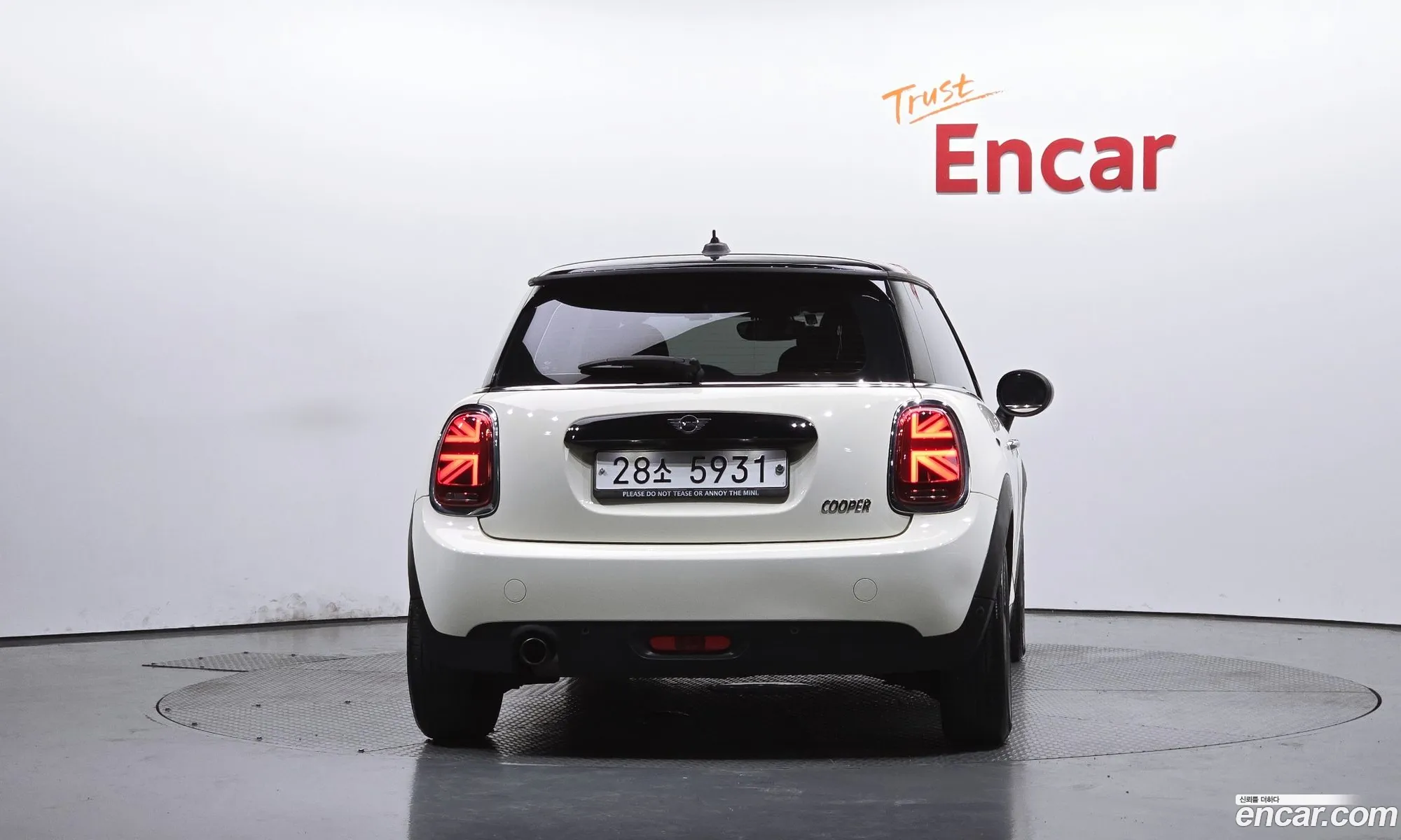 Mini Cooper 2018 WMWXP5105K2H39510 — 4