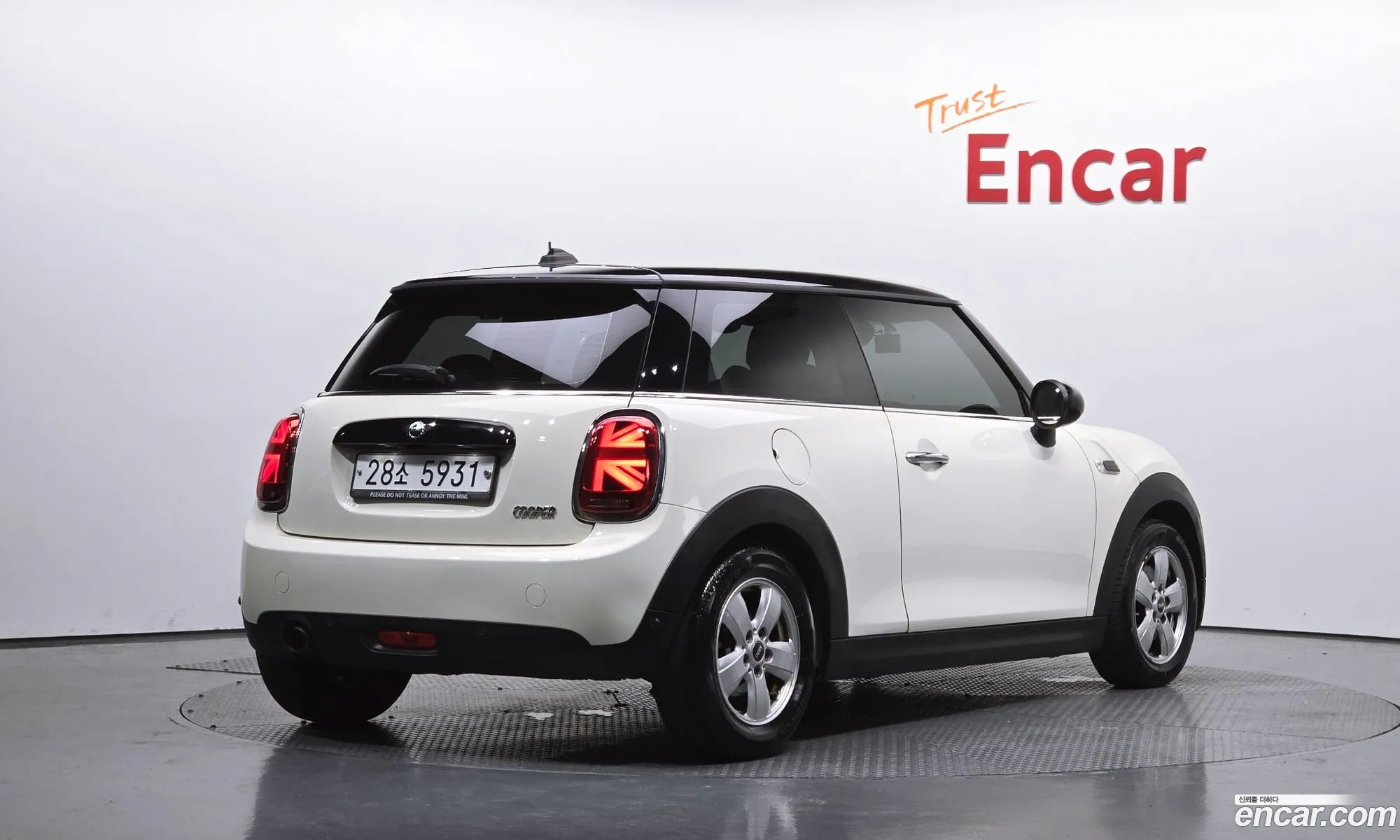 Mini Cooper 2018 WMWXP5105K2H39510 — 19