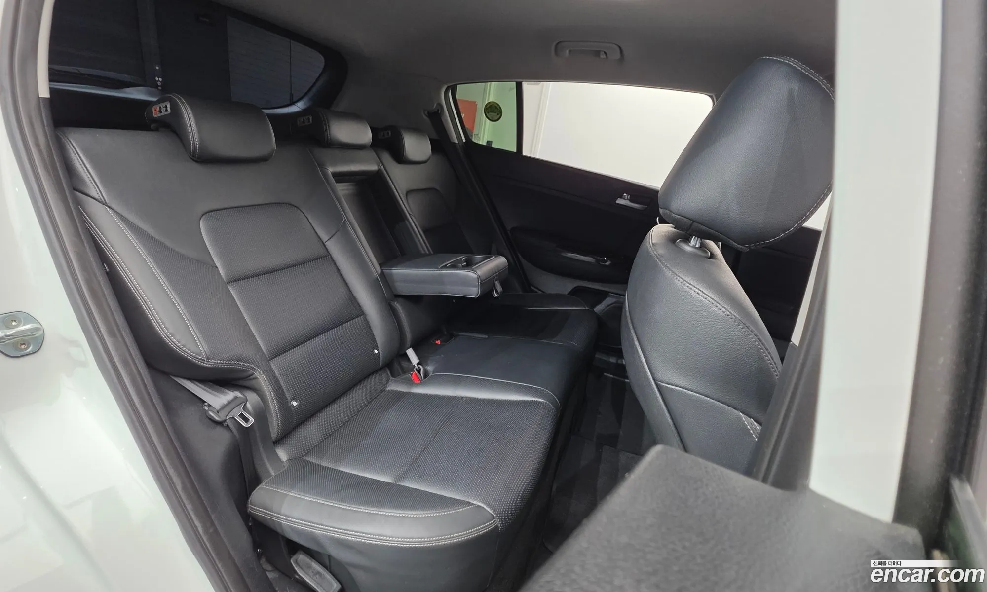 Kia Sportage 2016 KNAPN813BHK193366 — 9