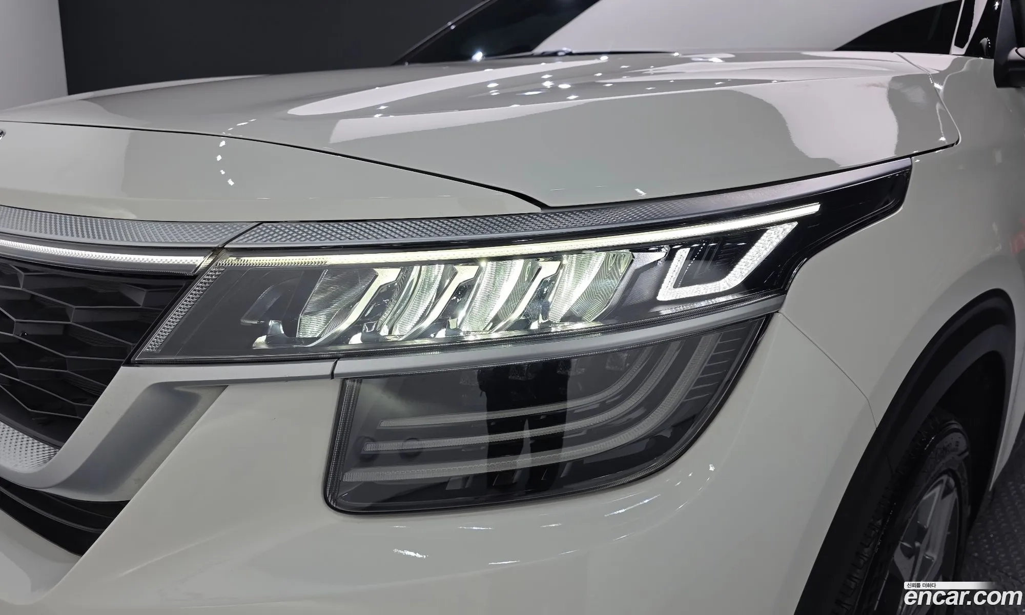 Kia Seltos 2019 KNAET812GLK038569 — 35