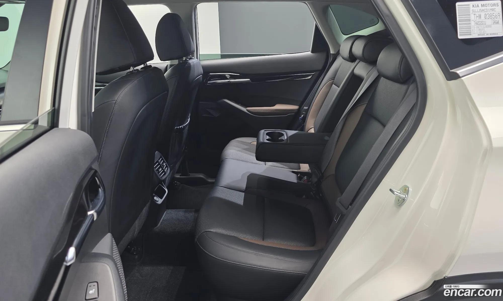 Kia Seltos 2019 KNAET812GLK038569 — 23