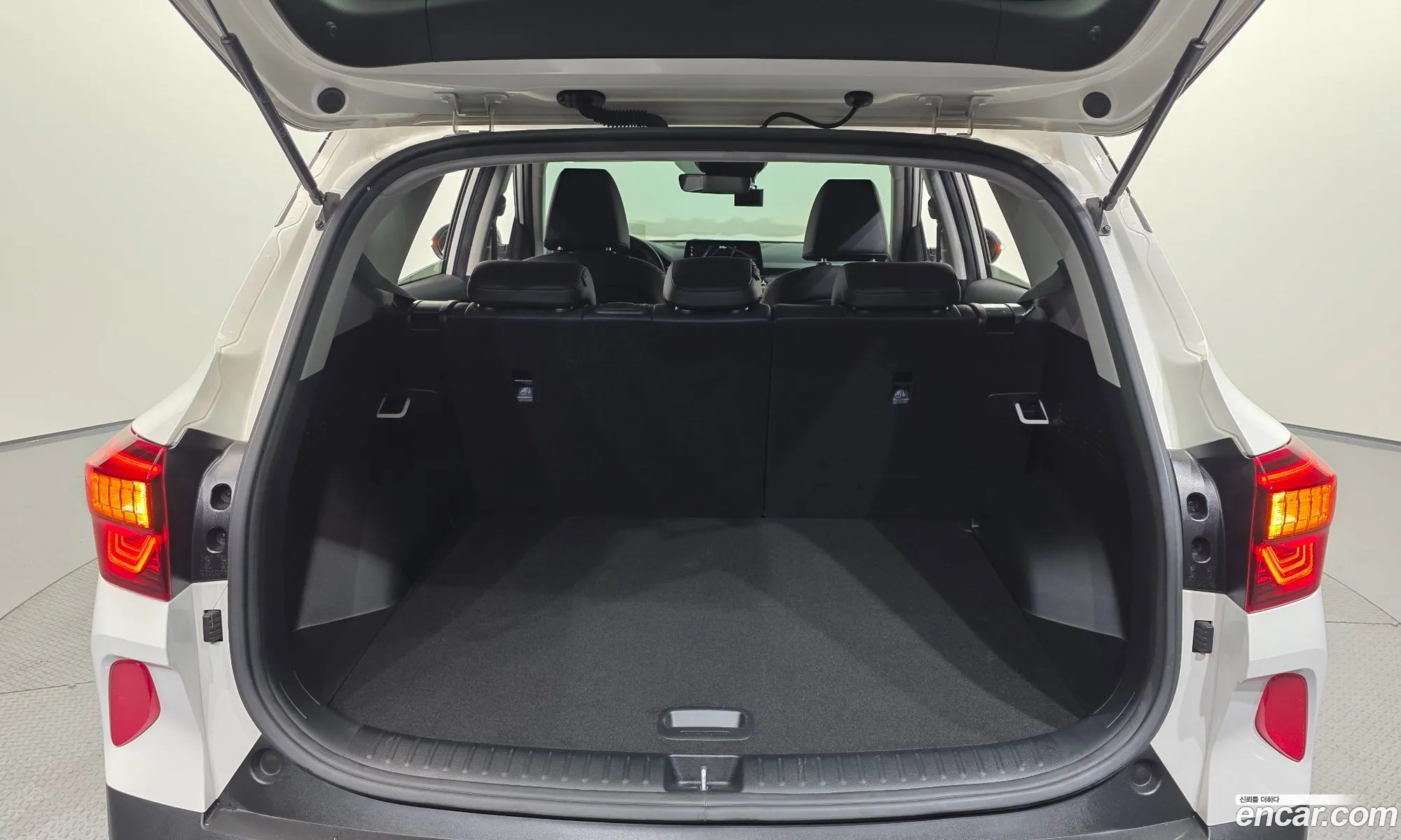 Kia Seltos 2019 KNAET812GLK038569 — 33