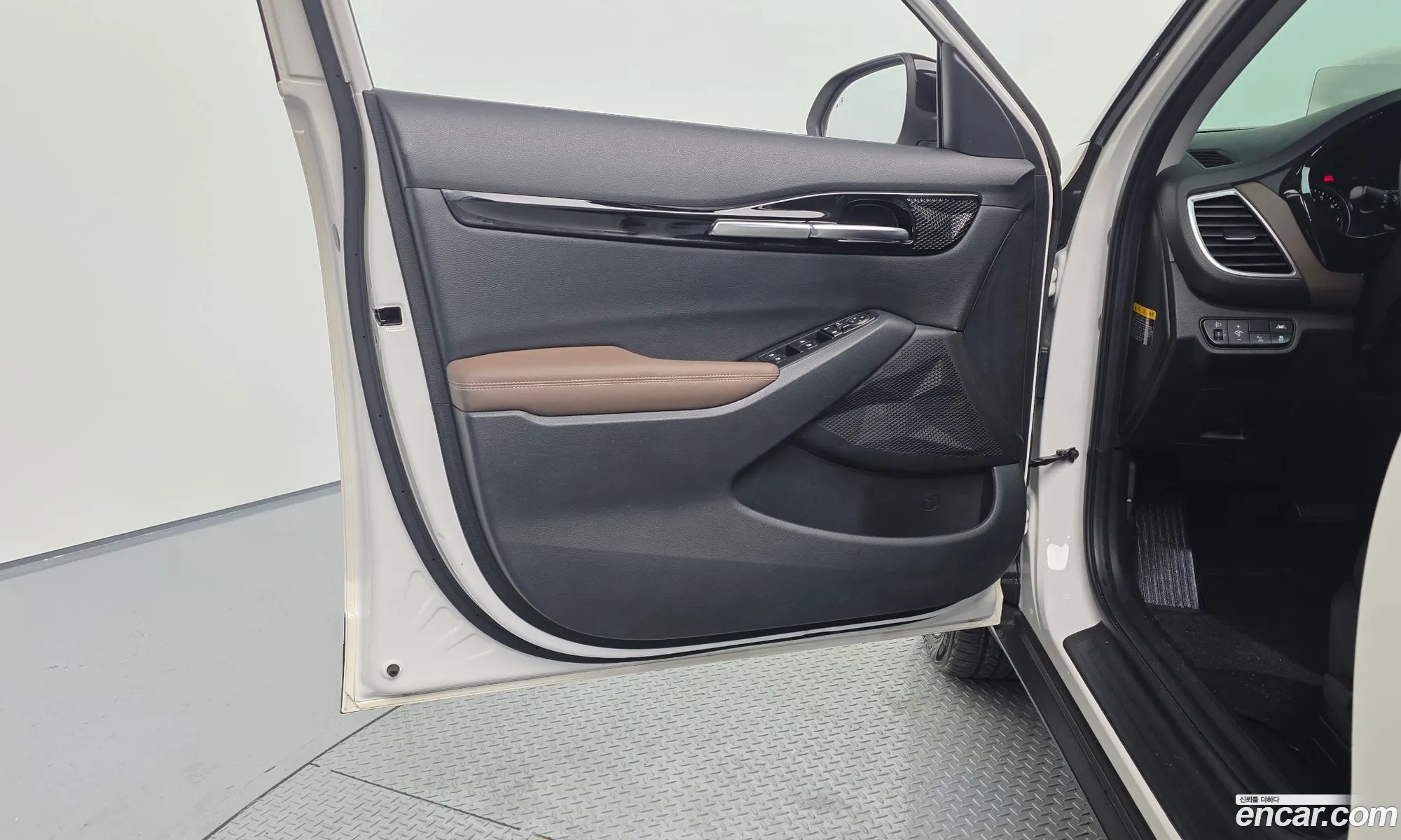 Kia Seltos 2019 KNAET812GLK038569 — 13