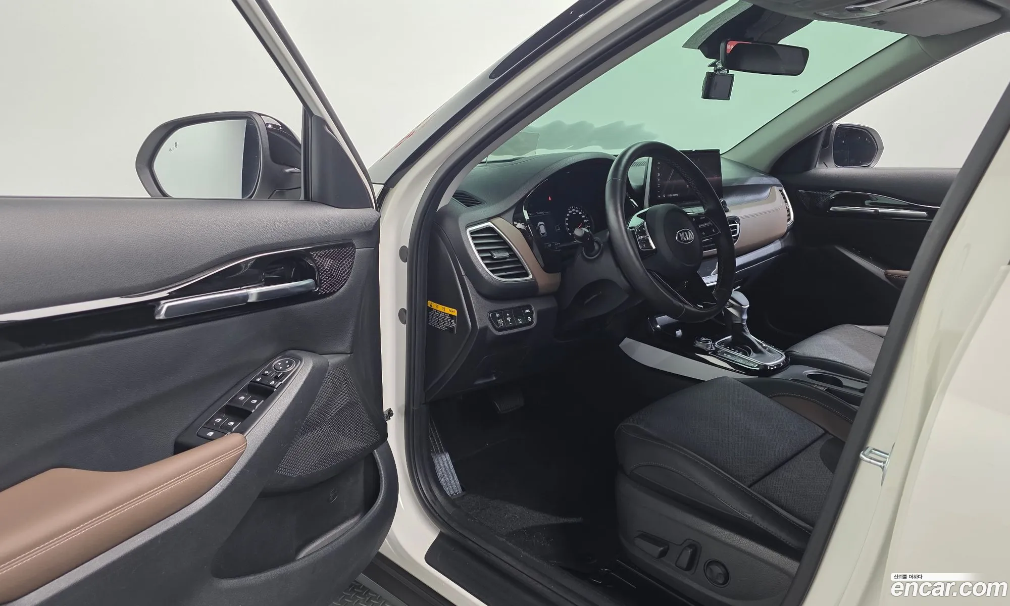 Kia Seltos 2019 KNAET812GLK038569 — 15