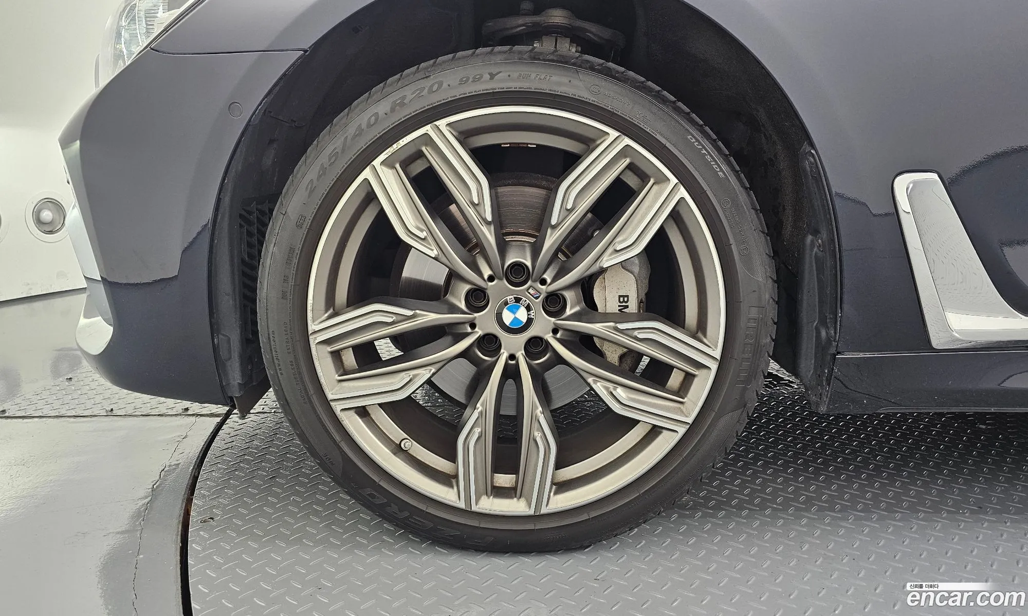 BMW 7 Series 2018 — 2