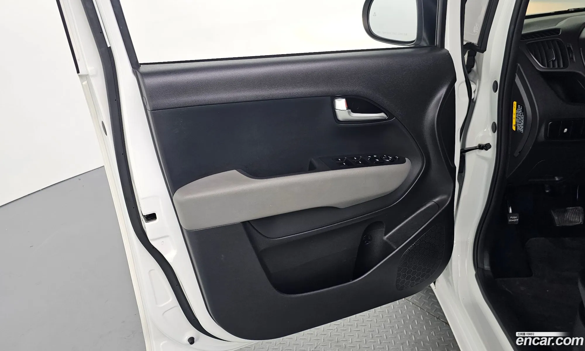 Kia Kia Ray 2025 — 9