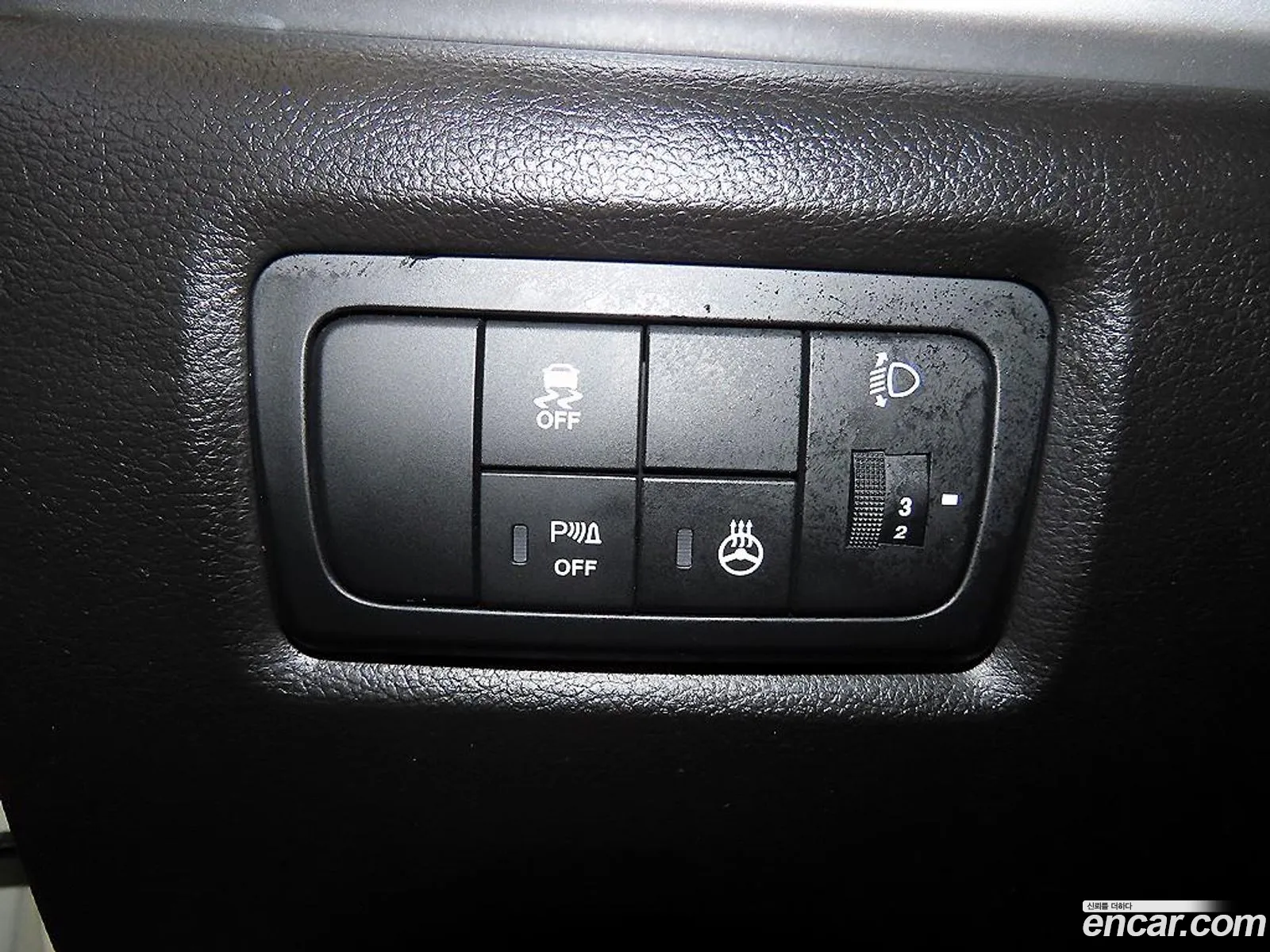 KG Mobility (SsangYong) Style Korando C 2017 — 16
