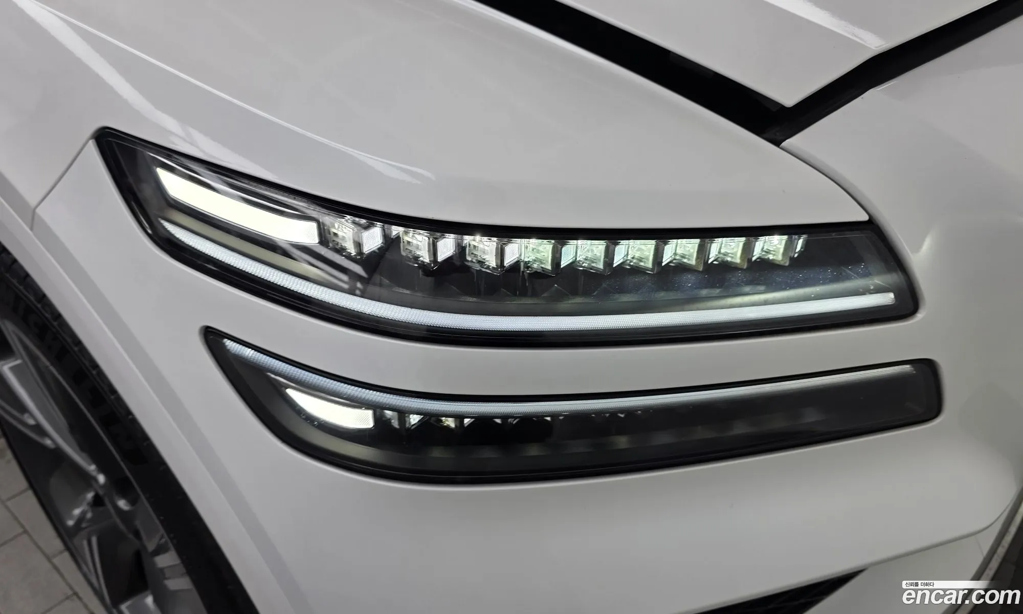 Genesis GV80 2024 KMTHA81BDRU238894 — 12
