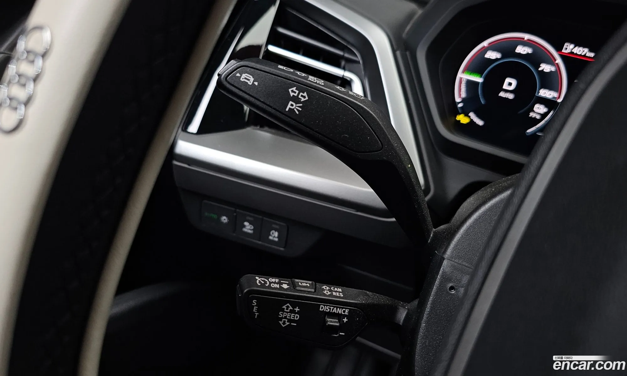 Audi Q4 e-tron 2025 — 5
