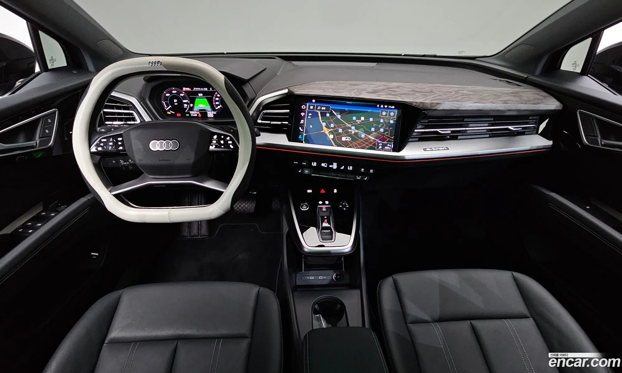Audi Q4 e-tron 2025 — 34