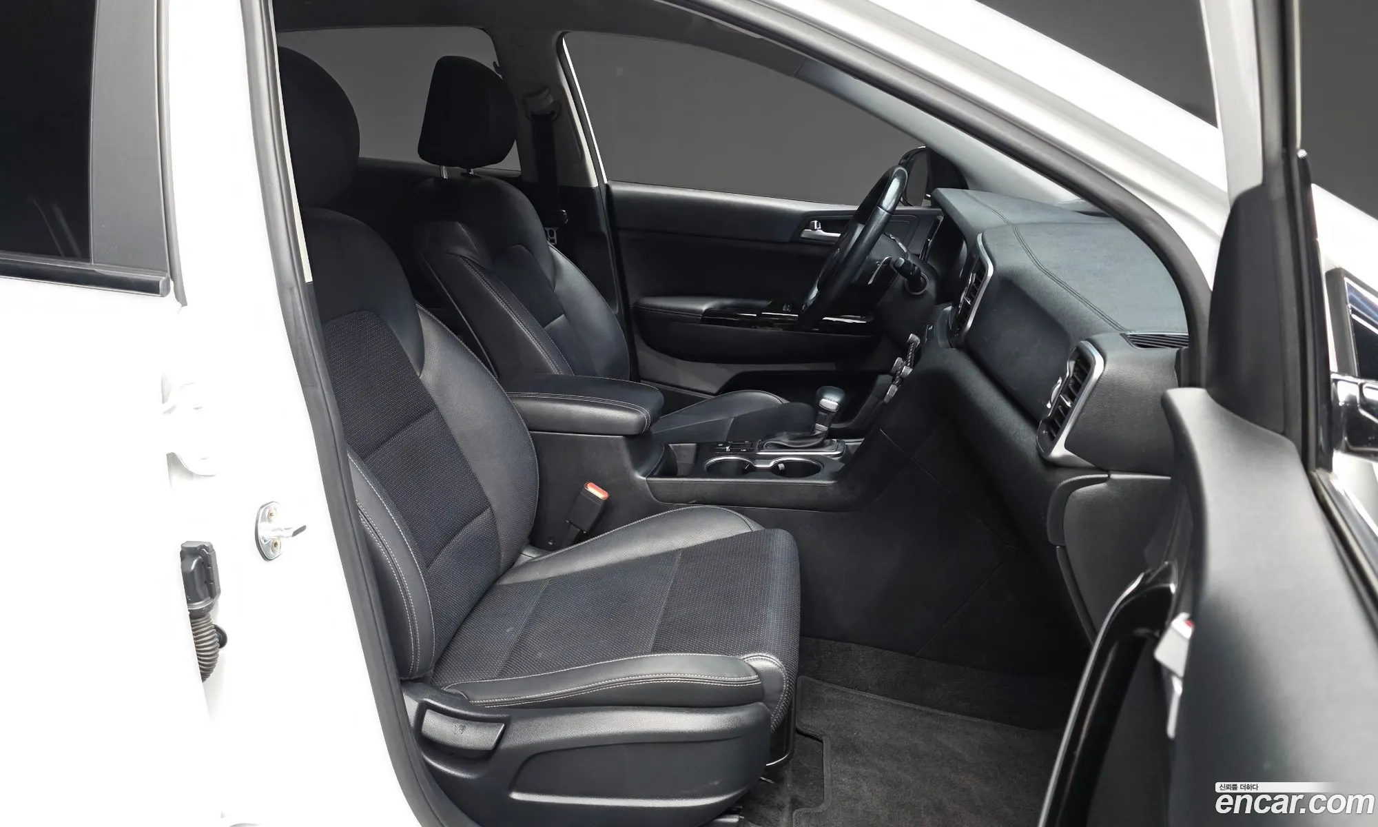 Kia Sportage 2017 KNAPM813BHK235576 — 20