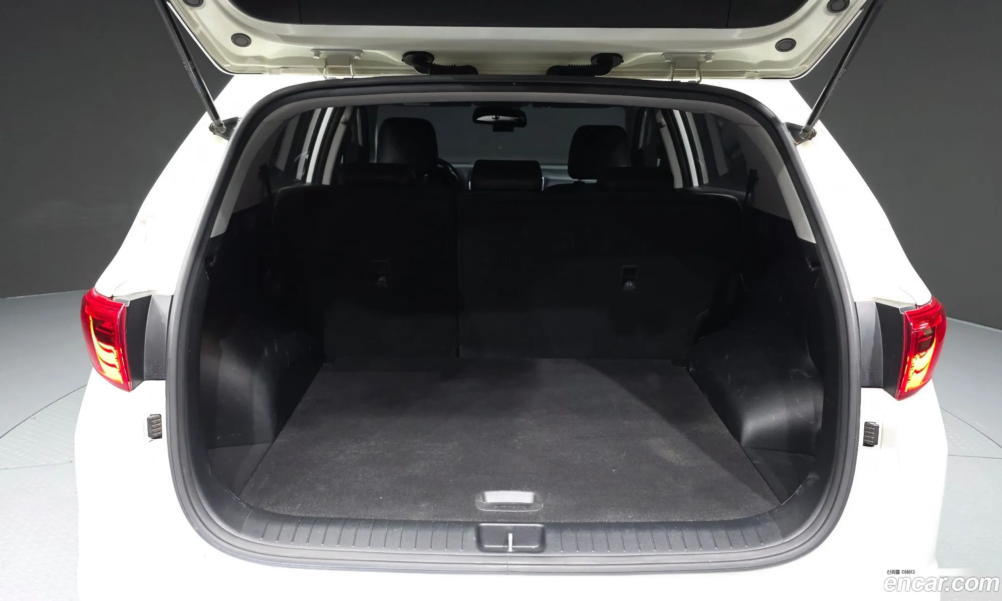 Kia Sportage 2017 KNAPM813BHK235576 — 3
