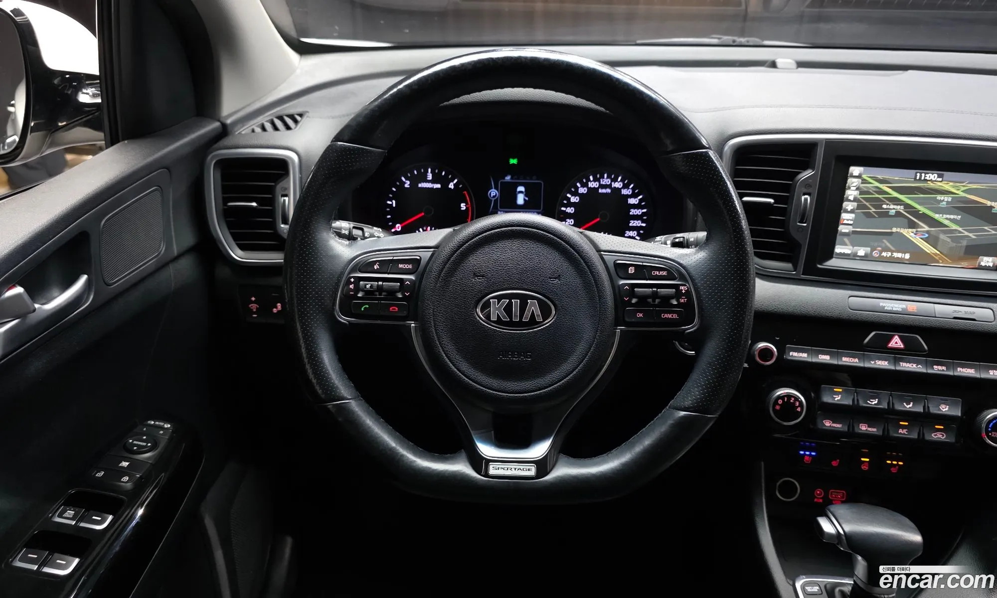Kia Sportage 2017 KNAPM813BHK235576 — 2