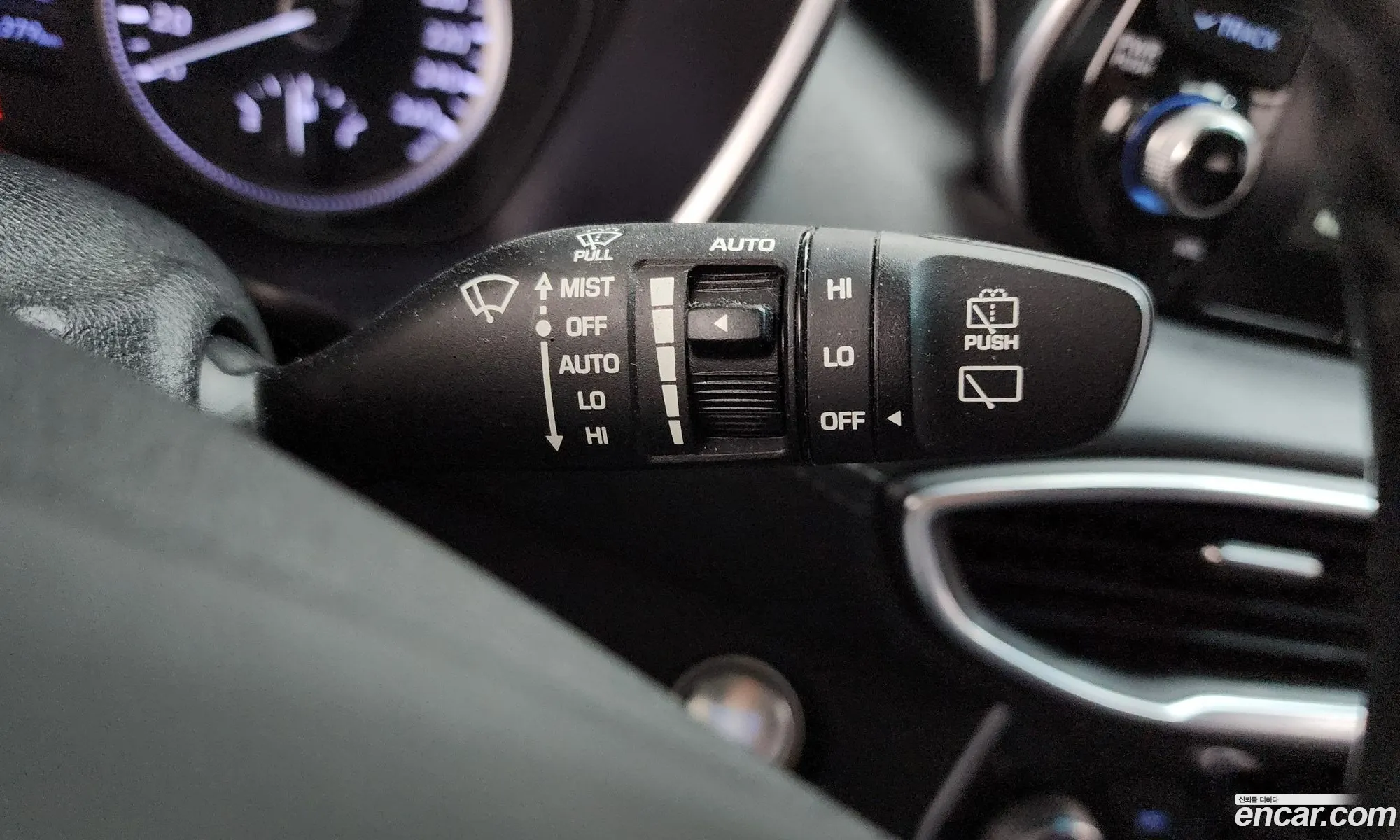 Hyundai Santa Fe TM 2019 KMHS381BBLU196520 — 19