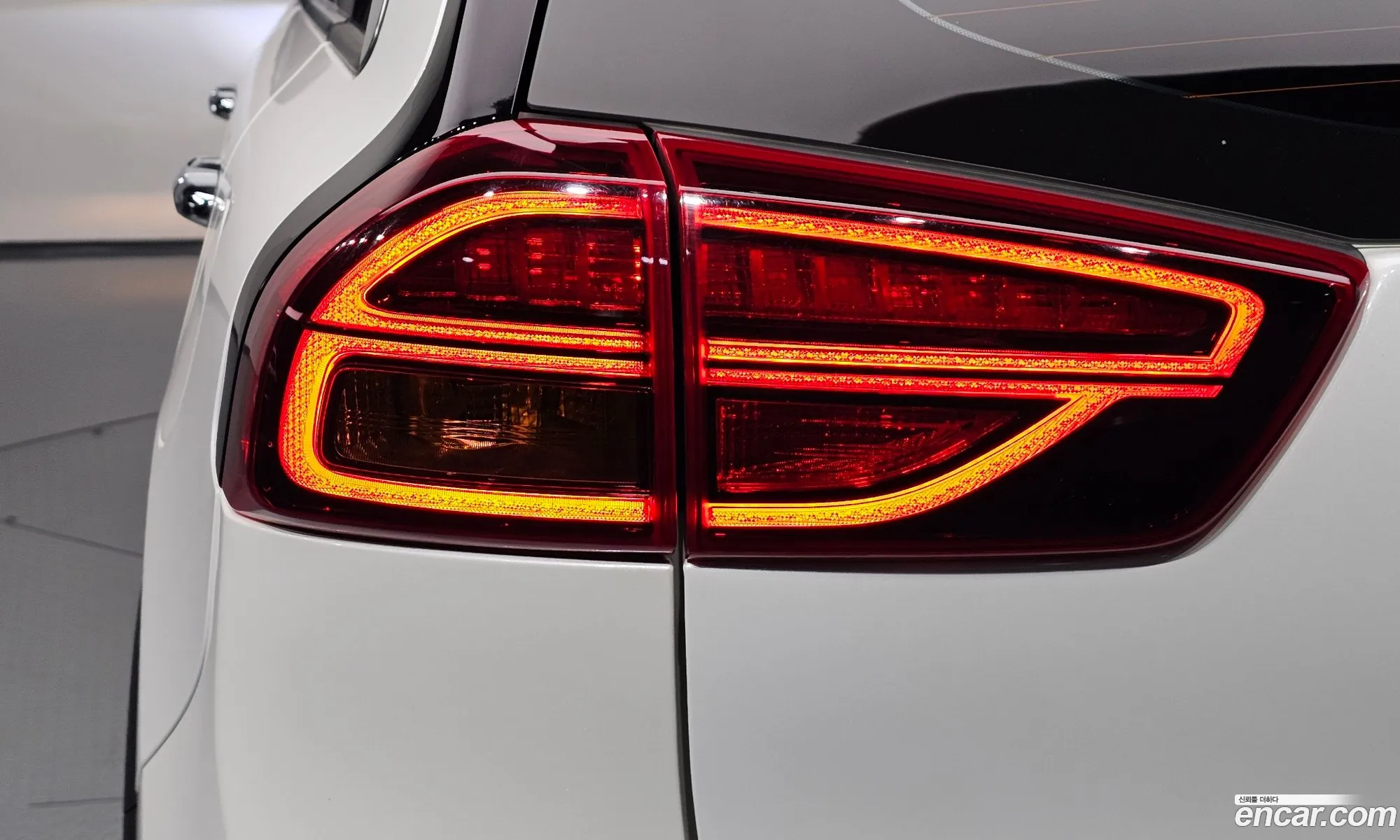 Kia Niro 2020 KNACB81CGLA379600 — 31