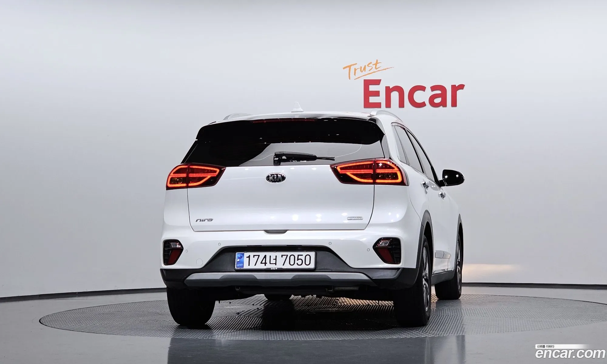 Kia Niro 2020 KNACB81CGLA379600 — 24