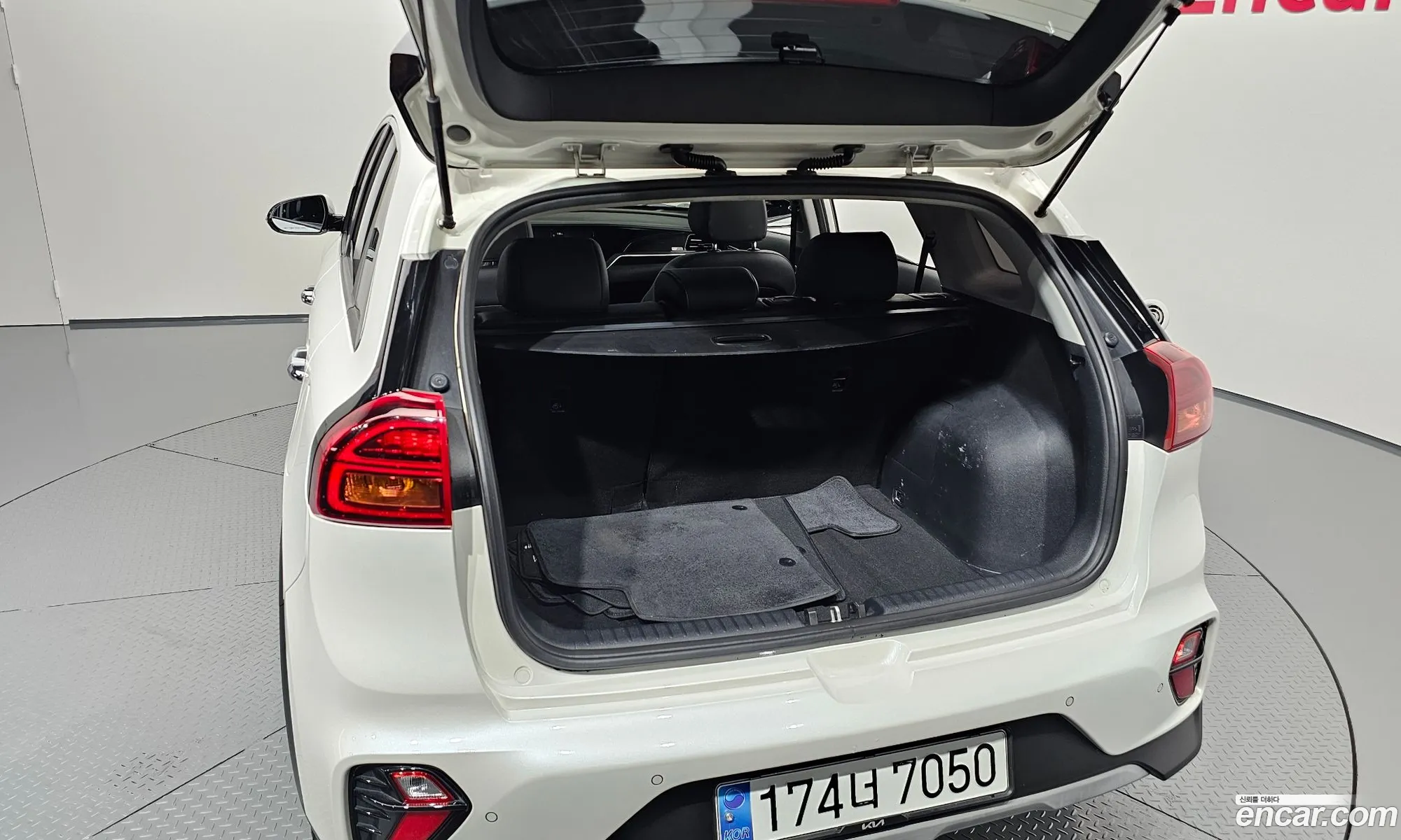 Kia Niro 2020 KNACB81CGLA379600 — 28