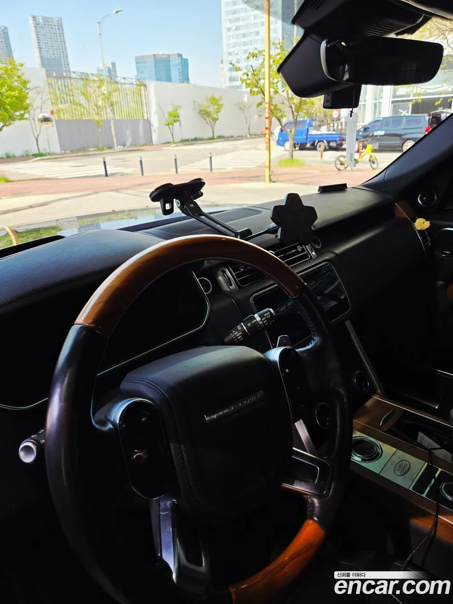 Land Rover Range Rover 2019 — 8