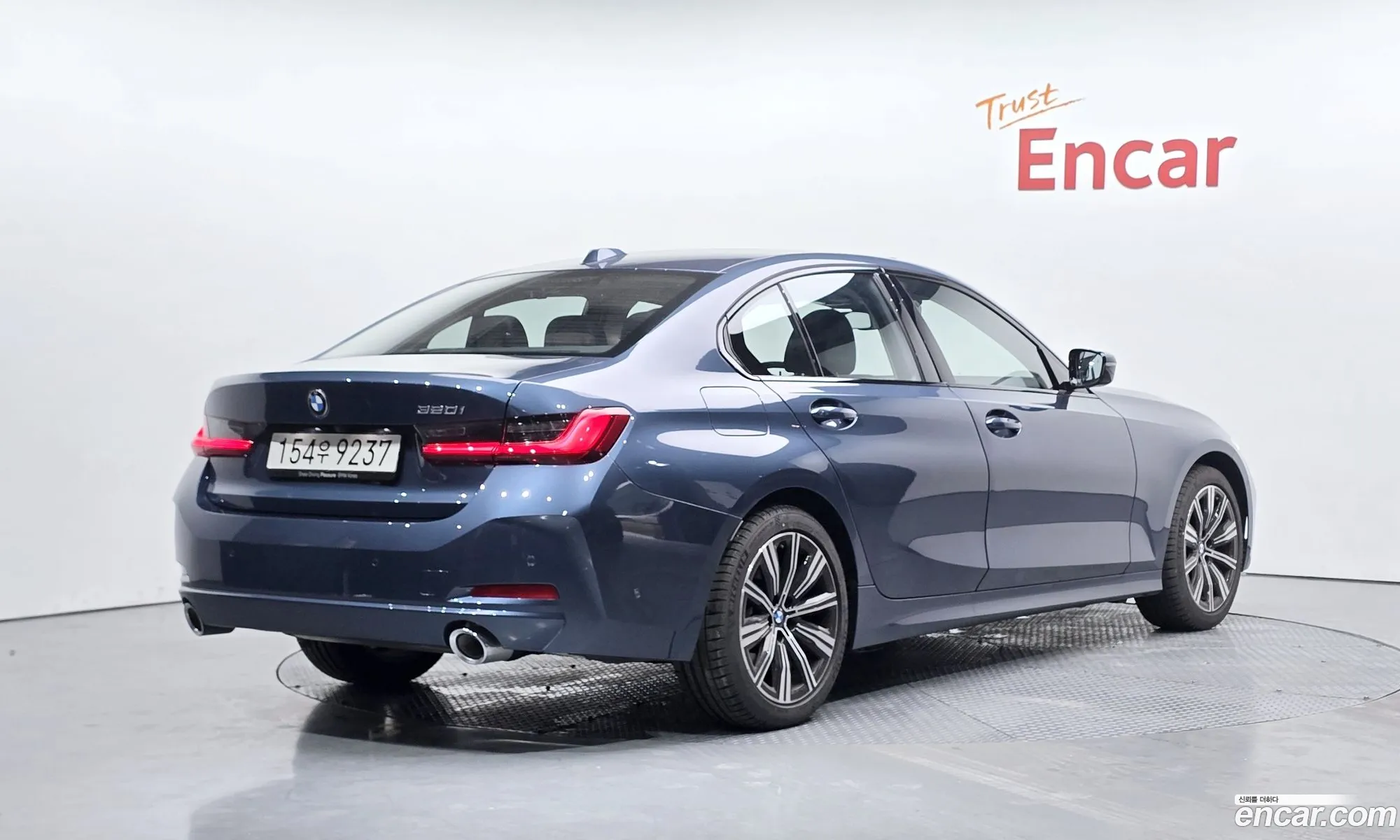 BMW 3 Series 2025 WBA11FF05SFU58027 — 18