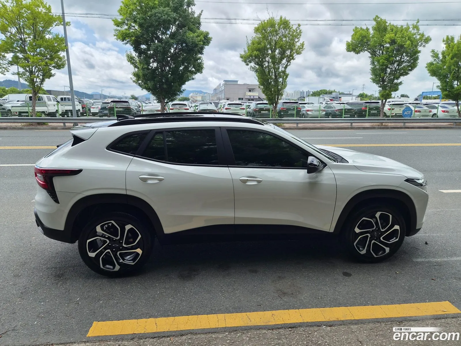 Chevrolet (GM Daewoo) Trax Crossover 2025 — 14