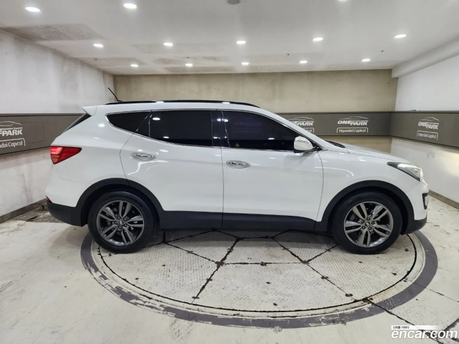 Hyundai Santa Fe DM 2014 — 13