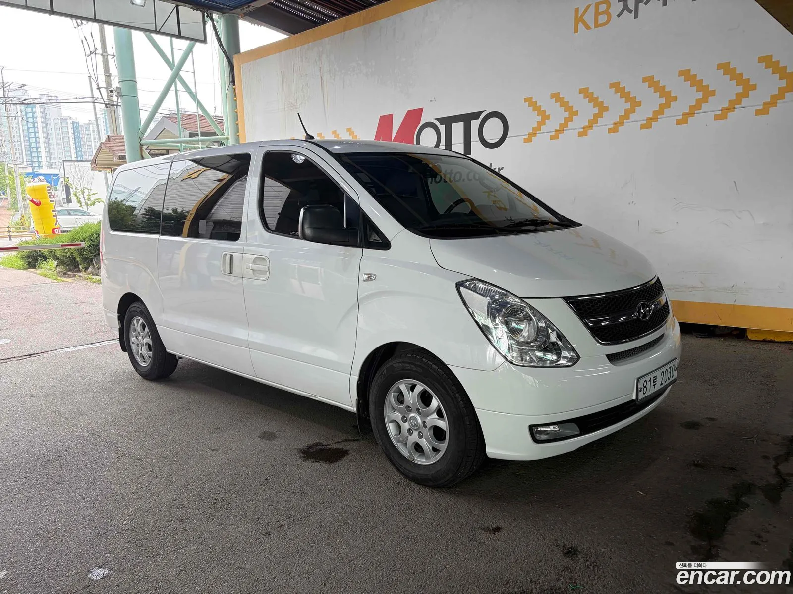 Hyundai Grand Starex 2014 — 14