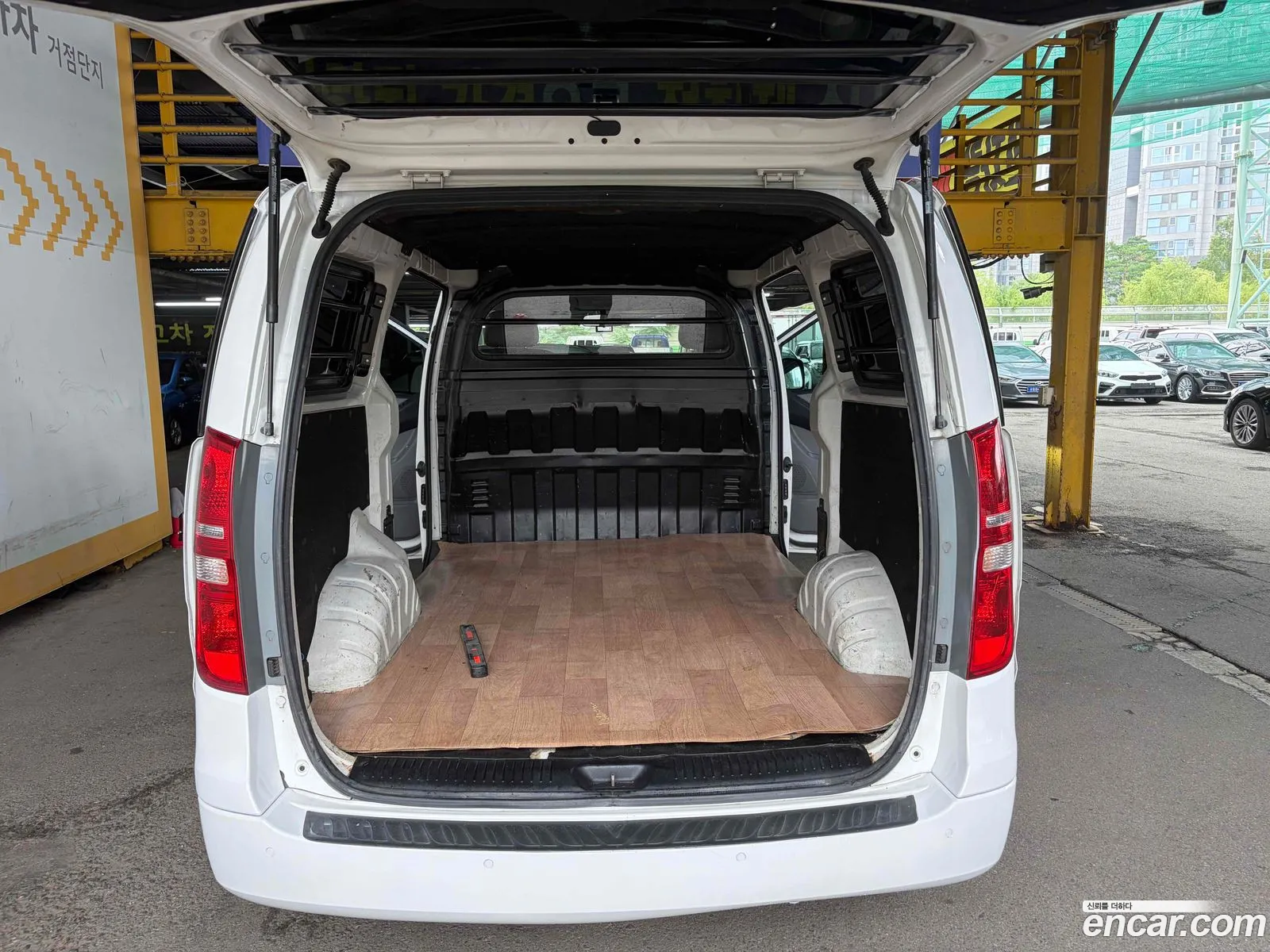 Hyundai Grand Starex 2014 — 4