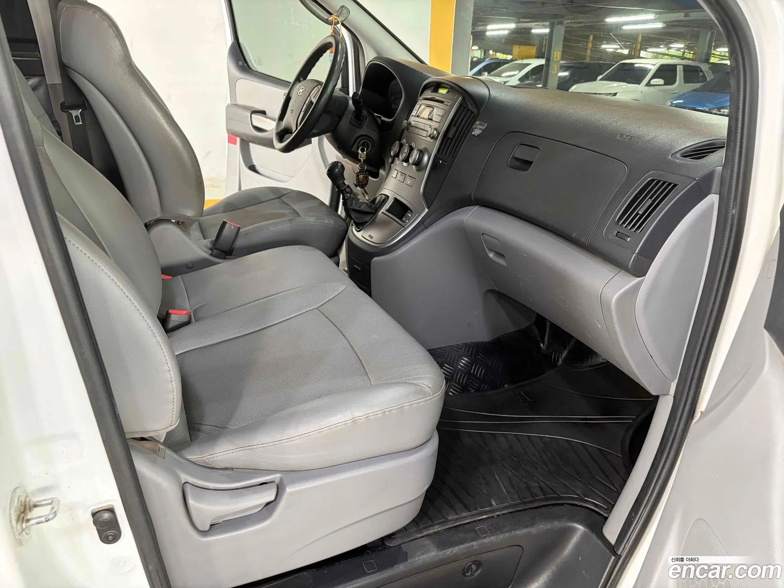 Hyundai Grand Starex 2014 — 2