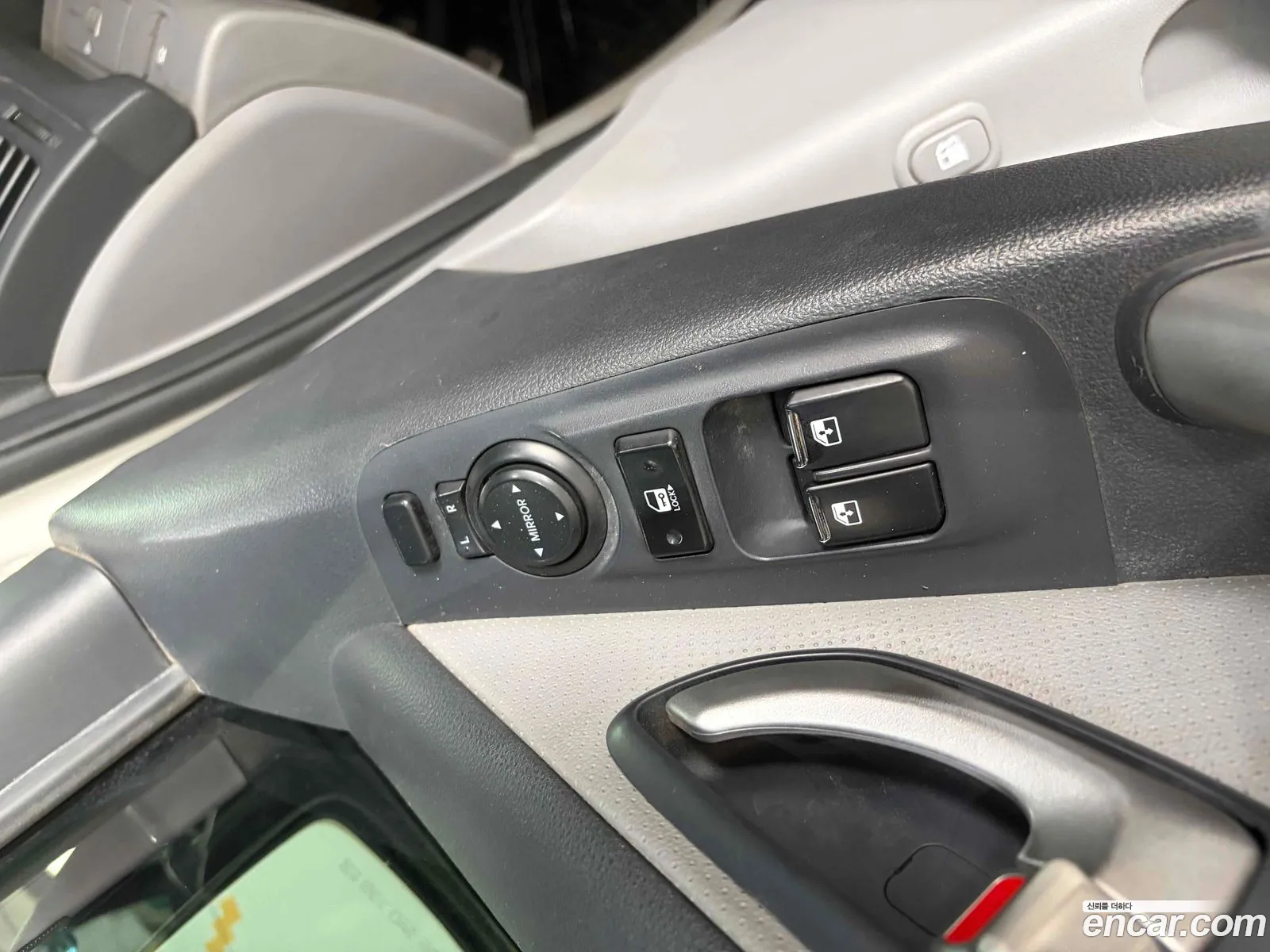 Hyundai Grand Starex 2014 — 11