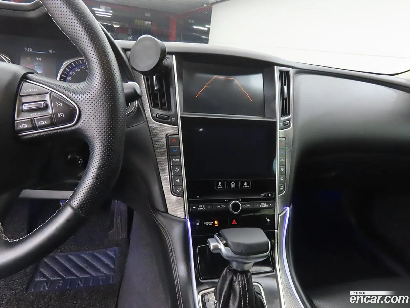 Infiniti Q50