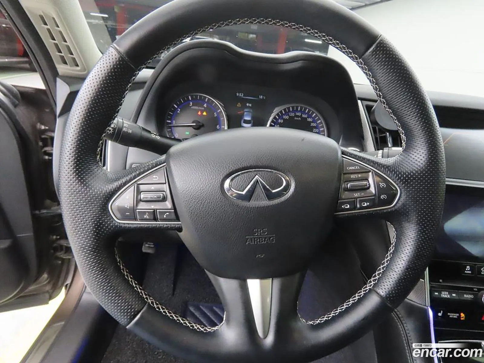 Infiniti Q50 2014 — 18