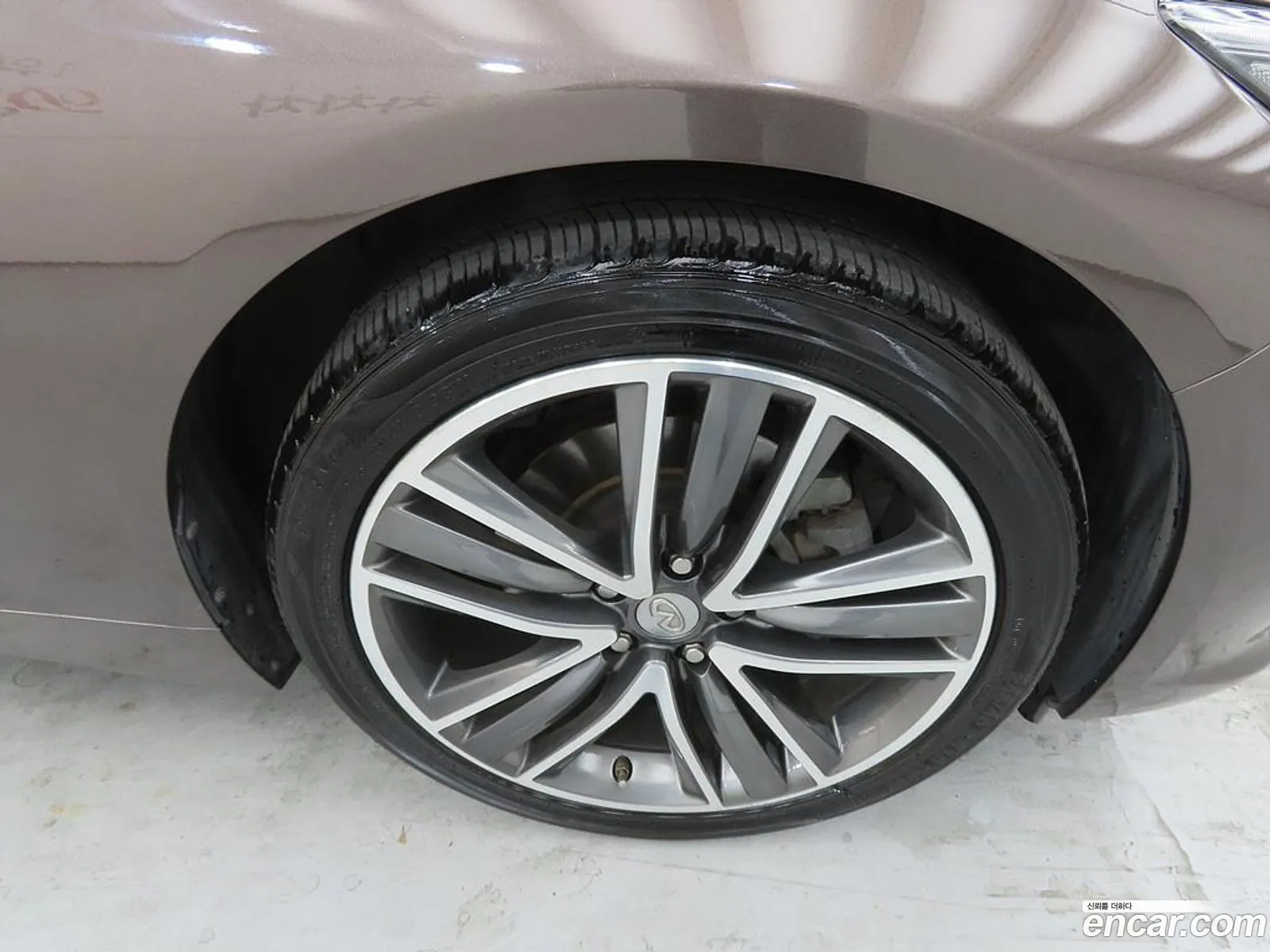 Infiniti Q50 2014 — 20