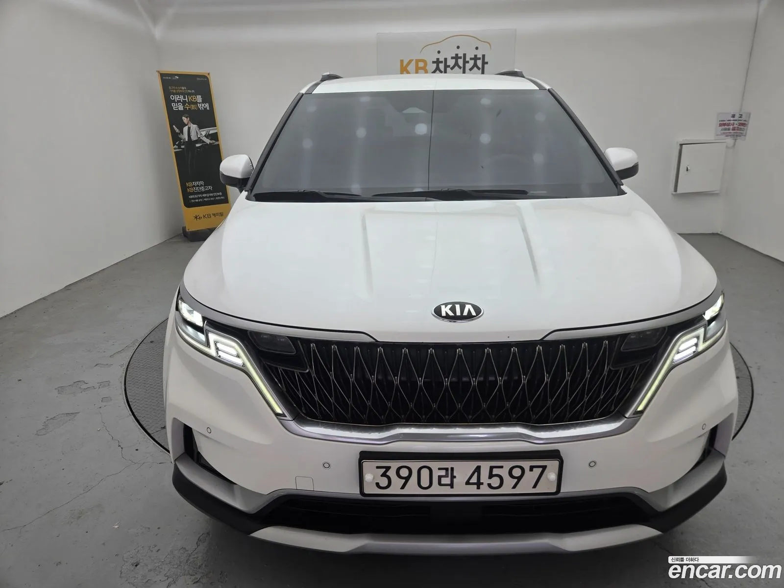 Kia Carnival 2021 — 15